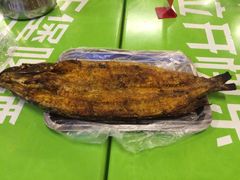 -布尔津河堤夜市