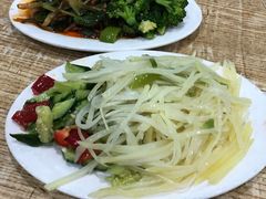 -雷祖芳老妈蹄花店