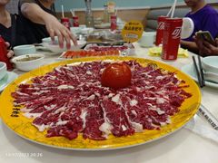 尊品黄肥牛（吊龙）-潮汕大目牛肉火锅(水围店)