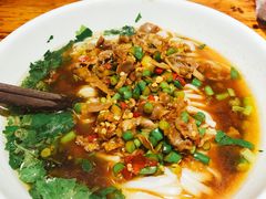 酸辣鸡杂粉-肆姐面粉馆(坡子街店)