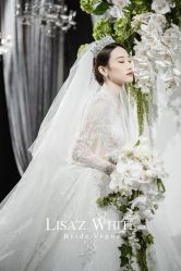 点击看大图 -Renee芮亦婚纱