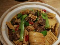 干锅腐竹羊肉-哈啾嗨·蒙文化主题餐厅(京汉新城店)