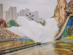 -贵安欢乐世界