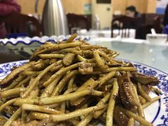 芦蒿香干-广迎居老正兴菜馆