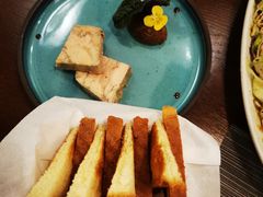 秘制鹅肝配焦糖洋葱酱普利奥面包-LA CREPERIE BRETONNE布列塔尼法式餐厅(天童北路店)