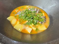 -老刘生态大鱼坊铁锅炖鱼(赛马场店)