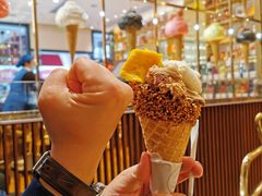 -VENCHI 闻绮(上海佛罗伦萨小镇店)