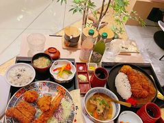 -香港ELEMENTS圆方