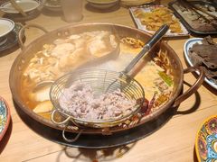 -洱火云南酸菜牛肉火锅(石景山当代商城店)