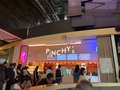 -Pinchy's Lobster & Champagne Bar