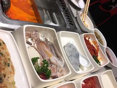 -海底捞火锅(关山保利店)