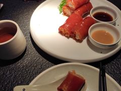 -蝴蝶里·粤菜·点心(滨江龙湖店)