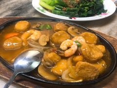 铁板豆腐-威南记鸡饭餐室