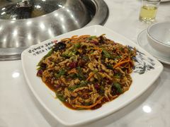 -九妹农家大铁锅东北菜(江湾店)
