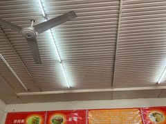 -杨记灌肠(食品街店)