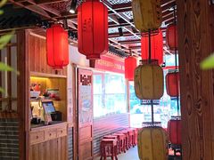 -宽板凳老灶火锅(台湾街店)