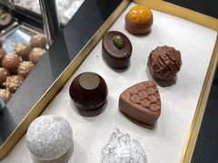 -Laderach 莱德拉(上海环贸iapm店)