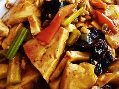 -何适山庄 ·可团建(水长城P2停车场店)