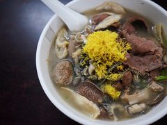 -潮镇老尾牛杂(环城西路店)