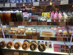 面包甜点陈列柜-多乐之日(华贸天地店)