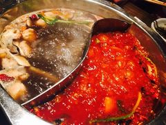 鲜菌鸳鸯锅-纸盐河码头火锅(十八梯店)