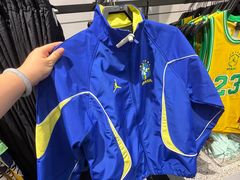 -NIKE 换季优惠店(上海青浦奥特莱斯)
