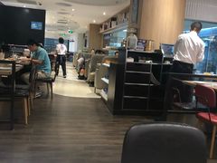 -必胜客(WOW中心城店)
