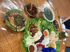 -沐毫傣泐云南菜孔雀宴•手抓饭傣味烧烤(曼听公园店)