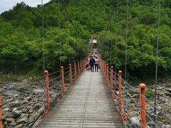 -燕子河大峡谷天坑仙境