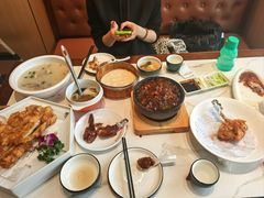 -梅利汴京烤鸭•开封豫菜地标店(东大街店)