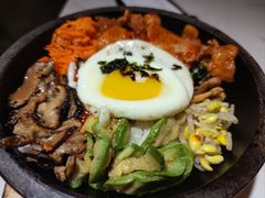 辣白菜五花肉石锅拌饭-七八冷面·延边朝鲜族美食(欢乐谷店)