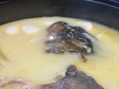 招牌鱼头煲-品渔味湖鲜馆(拈花湾店)