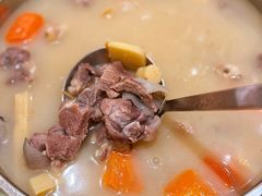 -雍景湾大酒楼(怡翠花园店)