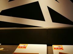 -麦当劳(汉口火车站候车室店)