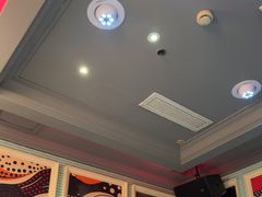 -自由港KTV(王子公主金平店)