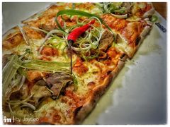 烤鸭披萨-JINNS锦时 steak&pizza(浸信会礼拜堂旧址店)