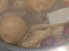 -光头药膳鸡(莱茵小镇店)