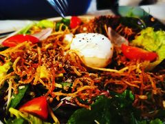 藜麦窝蛋沙拉-The Rug Cafe(王府中环店)