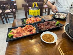 -韩风烤牛肉冷面店