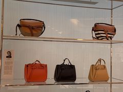 -乐蓬马歇百货公司(Rive Gauche)