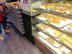 面包甜点陈列柜-圣安娜饼屋(新板樟堂店)