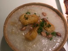 -新大咀港式茶餐厅(宝山万达店)