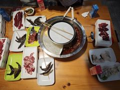 -养牛邓·潮汕牛肉海鲜自助火锅(广州店)