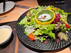 牛油果温泉蛋沙拉-山葵家·创意料理(宁波来福士店)