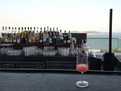-瑰丽酒店·海吧·天际下午茶·现场DJ·天台酒吧