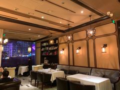 大堂-尘香•传统川菜(创汇首座店)