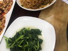 清炒豌豆尖-力力豆花庄(广渠门店)