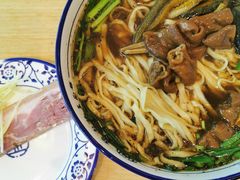 -镇南锅盖面馆(解放路店)