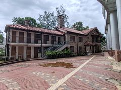 -香港大学