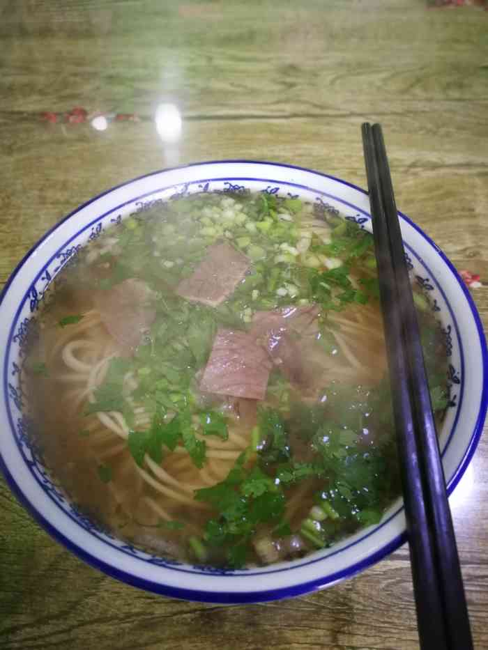 兰州正宗牛肉拉面-"正宗牛肉汤,美味好喝,下次还会再来[调皮.